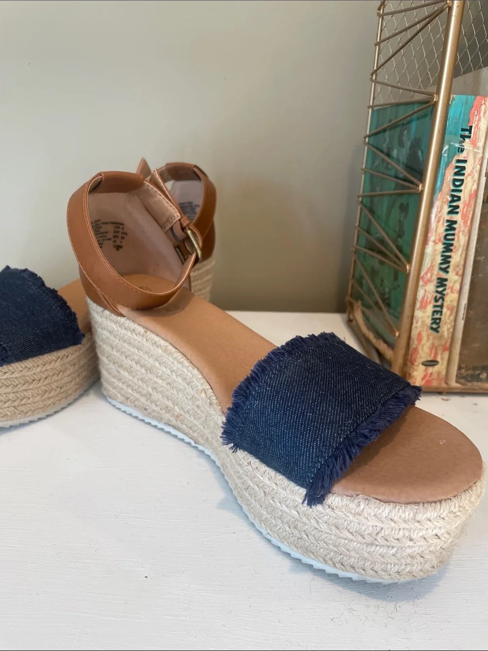 Brash tessa platform